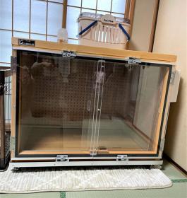 完成した防音ケージカバー5(クレセント錠) 完成した防音ケージカバー5(クレセント錠)