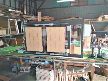 制作中の防音ケージカバー6(ドア)大 クレセント 制作中の防音ケージカバー6(ドア)大 クレセント