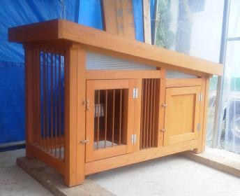 制作中の柵付き犬小屋 制作中の柵付き犬小屋