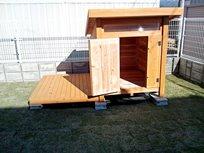 ロットワイラーの犬小屋