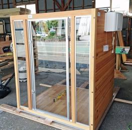 人も入れる介護用防音ハウス1 人も入れる介護用防音ハウス1