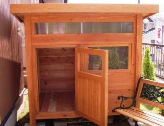 ゴールデン・ラブラドールの犬小屋 ゴールデン・ラブラドールの犬小屋