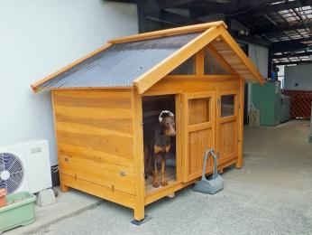 大型犬2匹用小屋 23.