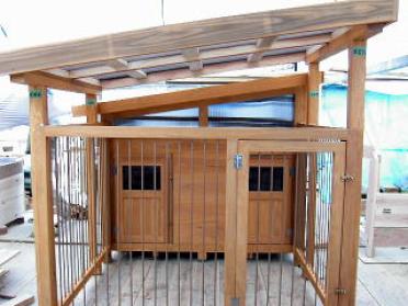 大型犬2頭の犬小屋2 N様からの犬小屋設置写真2