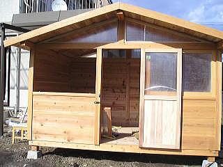 犬小屋製作工房k 超巨大な犬小屋