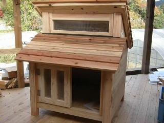 中型犬の犬小屋製作写真