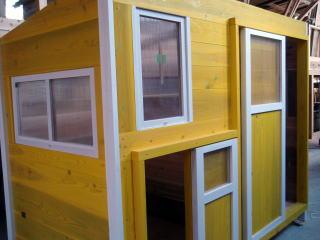 製作中の犬小屋写真