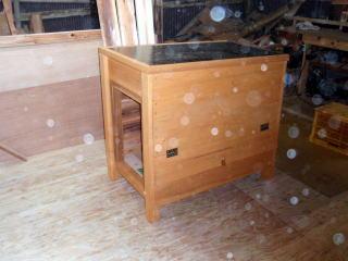 製作中の犬小屋写真