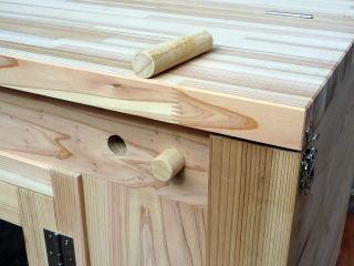 製作中の犬小屋写真