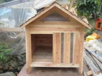 バーニーズマウンテンの犬小屋 バーニーズマウンテンの犬小屋